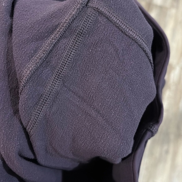 Lululemon Toasty Tech Eggplant Purple Zipper Pocket Leggings size 6 lined tights - Picture 7 of 9